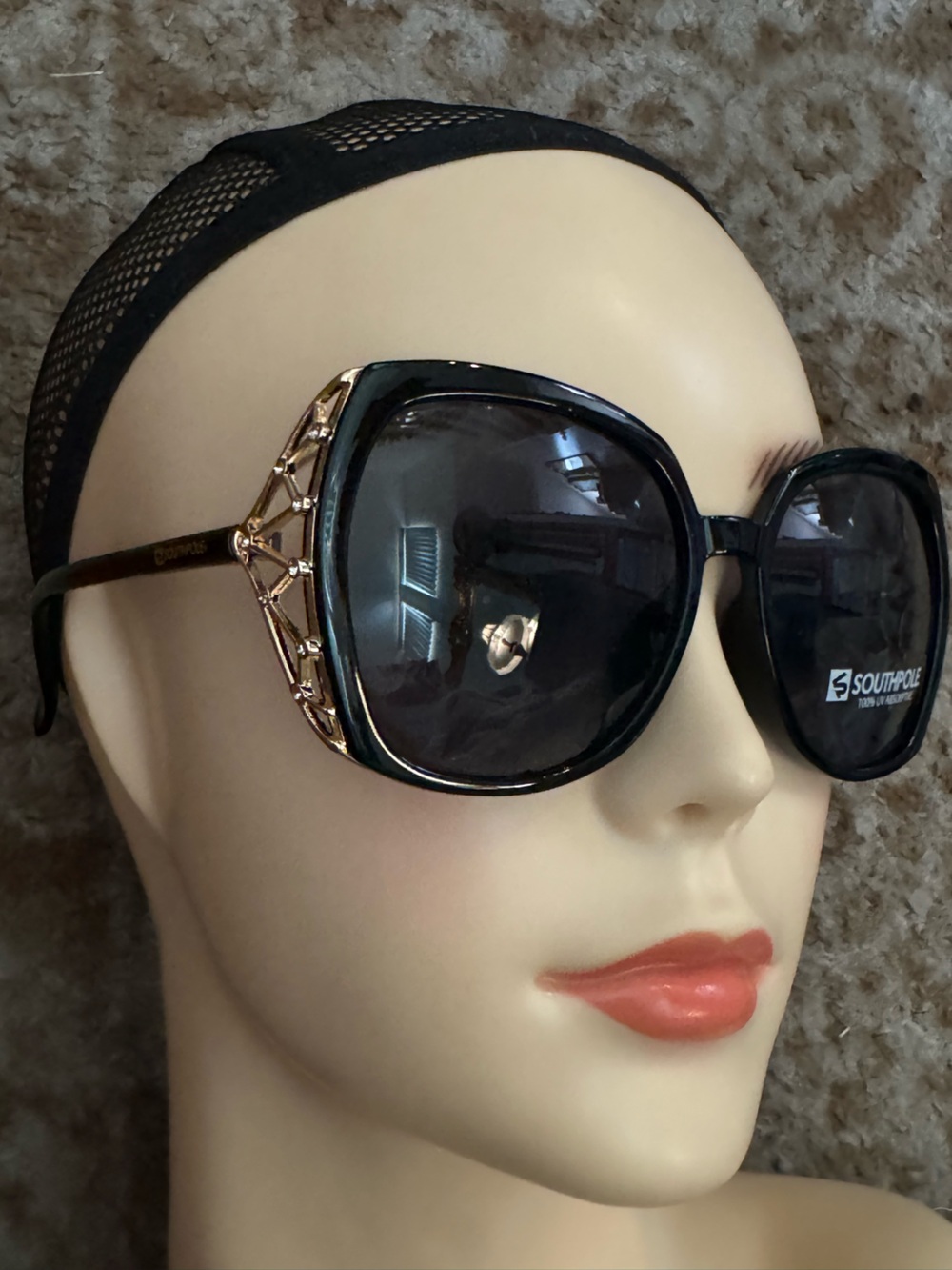 Southpole sunglasses futuristic gold details rhinestones